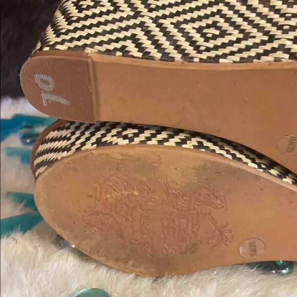 Lucky brand wedges 5.5 (3705) - Picture 9 of 10